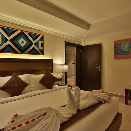 Hotel Luminara Kochi Exterior photo